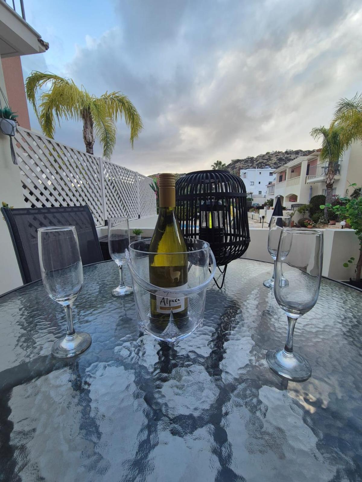 2 Bedroom Townhouse Lower Peyia Paphos Cyprus Eksteriør bilde